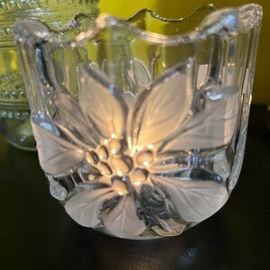 Mikasa Clear Poinsettia Glass Candle Holder